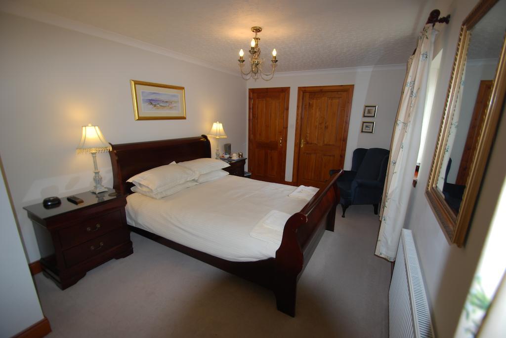 Dunlichity House Bed & Breakfast 4*
